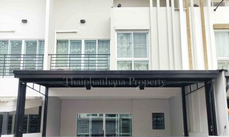 ขายทาวน์เฮาส์ - ทาวน์เฮ้าส์รีโนเวทใหม่ หมู่บ้าน ซิตี้เซนส์ บางนา กม.10 ซอยมหาชัย ใกล้เมกะ บางนา