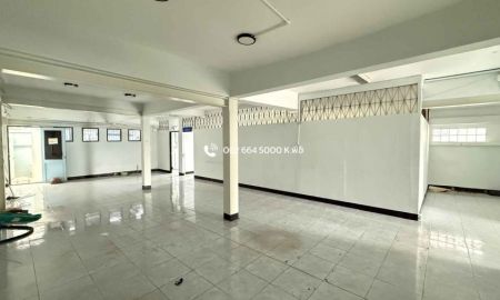 ให้เช่าโรงงาน / โกดัง - ให้เช่า ห้องเก็บของ 150 ตร.ม. ลาดพร้าว วังทองหลาง เลียบด่วนเอกมัยรามอินทรา ห้วยขวาง สุทธิสาร ใกล้ทางด่วน