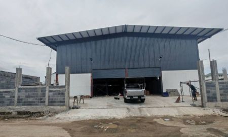 ให้เช่าโรงงาน / โกดัง - โกดังสร้างใหม่ ให้เช่า ขนาด 900 ตรม ย่านถนนพัฒนาการตัดใหม่ ประเวศ