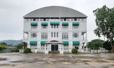 ขายโรงงาน / โกดัง - ขายโรงงานพร้อมภัตตาคาร อยู่ติดถนนสายเอเชีย อำเภอโกรกพระ นครสวรรค์