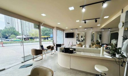 ขายอาคารพาณิชย์ / สำนักงาน - เซ้งร้านทำผม พระราม 4 เอกมัย-สุขุมวิท ร้านสวยตกแต่งใหม่