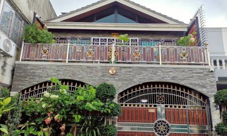 ขายบ้าน - ขายบ้าน3ชั้น รีโนเวทใหม่ใกล้ BTSบางจาก เพียง 2.5km.-สุขุมวิท93 แยกพึ่งมี50/24 ขนาด32ตร.ว.