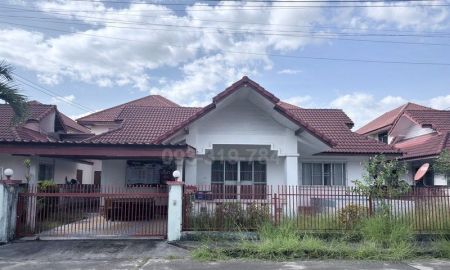 ขายบ้าน - ขายบ้านเดี่ยว ชั้นเดียว ย่านหางดง หมู่บ้านธารอิงดอย หลังไปรษณีย์หางดง บ้านอยู่สุดซอย เงียบสงบ หน้าบ้านเป็นสนามหญ้า ไม่ชนใคร