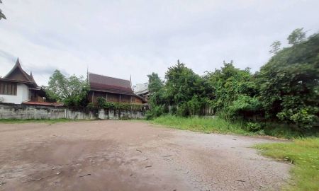 ขายที่ดิน - ขายด่วน ที่ดินใกล้โรบินสันศรีสมาน 200 ตารางวา ติดถนนคอนกรีตสาธารณะ ถมแล้ว ซอย จุฬา 3 อ.ปากเกร็ด จ.นนทบุรี