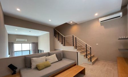 ขายทาวน์เฮาส์ - ขาย High Class ทาวน์โฮม 3.5 ชั้น อาร์เดน พระราม 3 ถนนยานนาวา เขตยานนาวา กรุงเทพ