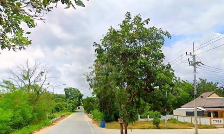 ขายที่ดิน - ขายที่ดินติดถนนซอย6 อ.นิคมพัฒนา จ.ระยอง พื้นที่ 11 ไร่ 40 ตารางวาครับ ที่ดินมีไฟฟ้า, น้ำประปา