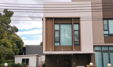 ขายบ้าน - ขายด่วน บ้านกลางเมือง ดิ อิดิชั่น ปิ่นเกล้า-บรมฯ 2 ติดรถไฟฟ้าสายสีแดง หลังมุมแปลงสวย บ้านพร้อมโอนค่ะ