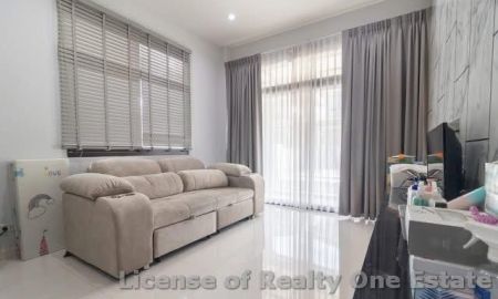 ขายบ้าน - ขายบ้านแฝด Aura Luxe รามคำแหง 94 ใกล้รถไฟฟ้าสายสีส้ม สภาพใหม่ พร้อมอยู่ ราคาพิเศษ ขายด่วน