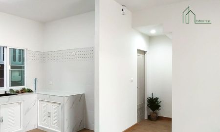 ขายทาวน์เฮาส์ - ทาวน์เฮ้าส์ 2 ชั้น ม. ซิตี้เซนส์ บางนา รีโนเวทใหม่ พร้อมอยู่