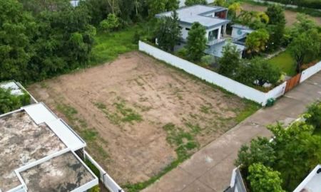 ขายที่ดิน - ขายที่ดินตำบลน้ำแพร่หางดงโฉนดสี่เหลี่ยมสวยพร้อมโอน