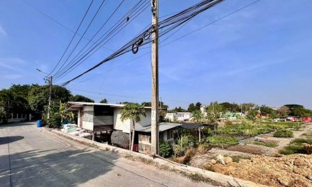 ขายที่ดิน - ขายที่ดินพร้อมสิ่งปลูกสร้าง ทำเลทอง 2-2-5.5 ตร.ว. ติดถนนกาญจนาภิเษก อ.บางใหญ่ จ.นนทบุรี หลังโรงถ่ายกันตนา บางใหญ่