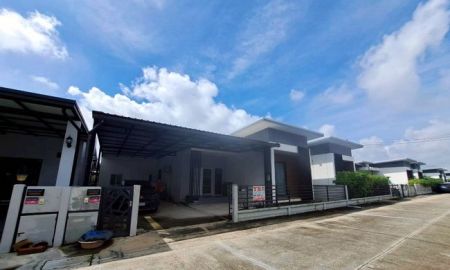 ขายบ้าน - ขายบ้าน หมู่บ้านร็อคการ์เด้น สุวรรณภูมิ เฟส 3 ซอยหลวงแพ่ง 4/1 บางเสาธง สมุทรปราการ