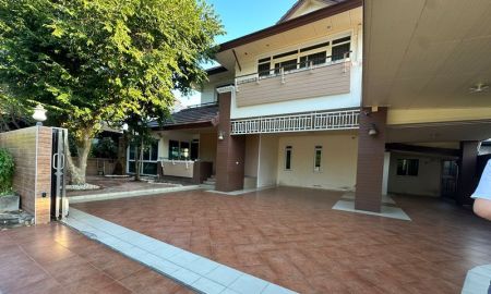 ให้เช่าบ้าน - ปล่อยเช่าบ้านสวย หลังใหญ่ หมู่บ้านเดอะบูเลอวาร์ด สุรศักดิ์ ศรีราชา ชลบุรี