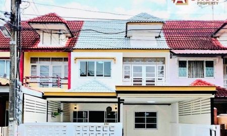 ขายทาวน์เฮาส์ - หมู่บ้าน้ด่นชัย ซอยมังกร บ้านสวย ทำเลดี รีโนเวทใหม่ทั้งหลัง เฟอร์ฯครบ พร้อมเข้าอยู่