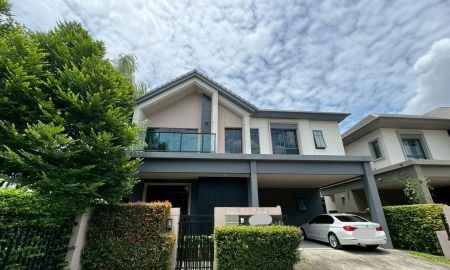 บ้าน - บางกอก บูเลอวาร์ด สาทร-ปิ่นเกล้า2 หลังมุมมีพื้นที่สวนด้านข้างกว้าง บรรยากาศร่มรื่นน่าอยู่