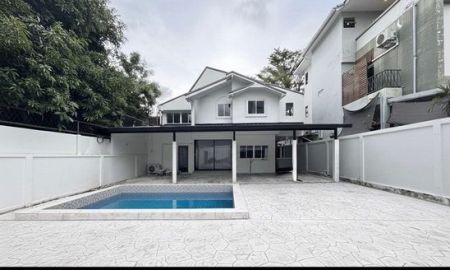 ให้เช่าบ้าน - ให้เช่า] บ้านเดี่ยว พระราม 9 - สุทธิสารฯ / 5 ห้องนอน 4 ห้องน้ำ / 90 ตรว. 500 ตรม. **165,000**