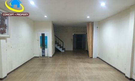 ให้เช่าอาคารพาณิชย์ / สำนักงาน - ให้เช่าอาคารพาณิชย์ 3 ชั้น ซอยรามคำแหง152 รามคำแหง เขตสะพานสูง ใกล้โรงเรียนเตรียมอุดมศึกษาน้อมเกล้า