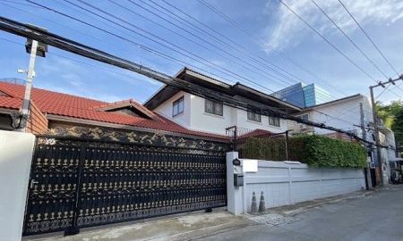 ให้เช่าบ้าน - ด่วนๆบ้านพร้อมเช่า หลังใหญ่ เฟอร์ครบ โซนอารีย์ ถนนพหลโยธิน 5 ถนนพระราม 6 ทำเลดี สะดวก ใกล้ BTS อารีย์ 1.2 ก.ม.