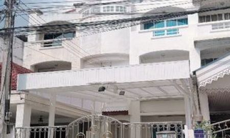 ให้เช่าทาวน์เฮาส์ - ให้เช่า] หมู่บ้าน แฮปปี้แลนด์วิลล์ ลาซาล 32 / 5 ห้องนอน 5 ห้องน้ำ / 30 ตรว. 340 ตรม. **45,000**