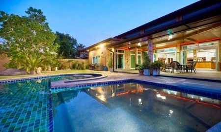 ขายบ้าน - บ้านขนาดใหญ่ ขอบอ่างน้ำมาบประชัน สระว่ายน้ำ ยาว 18x6 ระบบเกลือ