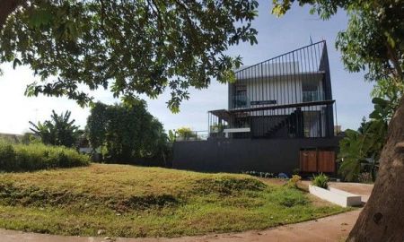 ขายบ้าน - ขายบ้านริมโขง สไตส์ Modern ลดราคา เหลือ 5.5 ล้าน จาก 8 ล้าน ใกล้พระธาตุหล้าหนอง