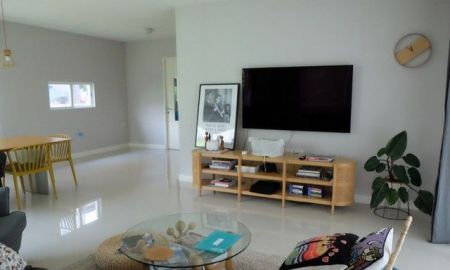 ให้เช่าบ้าน - ให้เช่าบ้าน ฮาบิเทีย โมทีฟ ถ.ปัญญา-รามอินทรา 4 ห้องนอน 3 ห้องน้ำ แถมแอร์ทั้งหลัง 7 เครื่อง มีสัณญาณกันขโมย