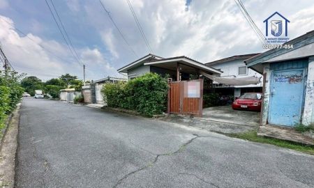 ขายบ้าน - ขายบ้านเดี่ยว 2 ชั้น หมู่บ้านเมืองทองนิเวศน์ 1 ถนนแจ้งวัฒนะ14 ซอยพิงคนคร 4 ติดรถไฟฟ้าสายสีชมพู