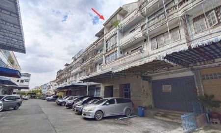 ขายอาคารพาณิชย์ / สำนักงาน - ขายถูก เงินเหลือหลายล้าน ตึกเอกชัย76 รวม 139 ตรว.