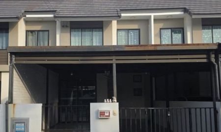 ขายทาวน์เฮาส์ - ขายทาวน์โฮม2ชั้น พร้อมอยู่ เดอะคัลเลอร์ส บางนา-วงแหวน 2 ใกล้เมกาบางนา บางพลี สมุทรปราการ.