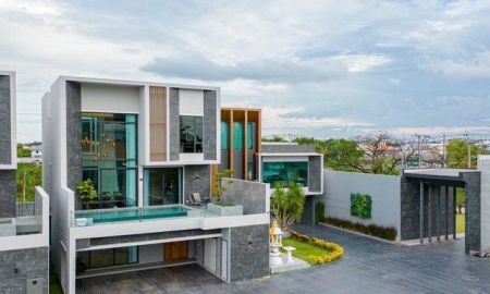 ขายบ้าน - ขายถูกบ้านเดี่ยว 2 ชั้น หมู่บ้านไฮบิวรี่ วัชรพล-รามอินทรา ขนาด 60 ตรว. 4 นอน 6 น้ำ เป็นบ้านตัวอย่าง บ้านหรู ใกล้รถไฟฟ้า MRT สถานีวัชรพล