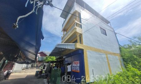 ขายอาคารพาณิชย์ / สำนักงาน - ตึก 3 ชั้นครึ่ง ในตลาดเทศบาลเมืองปราจีนบุรี (ตลาดล่าง) 3 ห้องนอน 2 ห้องน้ำ เนื้อที่ 13.5 ตารางวา