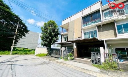 ขายทาวน์เฮาส์ - ขายทาวน์โฮม 3ชั้น เดอะโมเมนท์ รามอินทรา45/1 ใกล้BTS - ทางด่วน