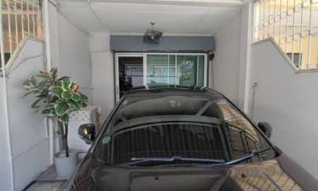 ขายทาวน์เฮาส์ - ขายทาวน์เฮ้าท์ ย่านเศรษฐกิจ ใกล้ BTS สะพานควาย พื้นที่ 19 ตรว 2นอน2น้ำ มีครัว ดาดฟ้า พหลโยธิน15 สามเสนใน พญาไท ใจกลาง กรุงเทพ