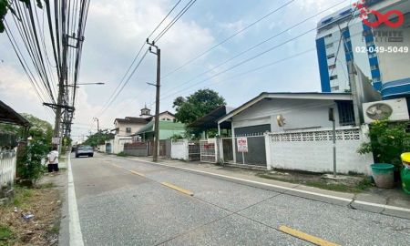 ขายที่ดิน - ขายที่ดินพร้อมบ้าน 2ชั้น 57ตรว. ศรีนครินทร์ 38 ใกล้ MRT สายสีเหลือง