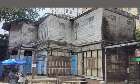 ให้เช่าบ้าน - ให้เช่าพื้นที่สไตล์วินเทจ สำหรับทำร้านอาหารไทย (มีดนตรี) ถ.นเรศ บางรัก 141 ตรม. ชั้น 1 ใกล้ถนนสาธร สีลม สุรวงศ์