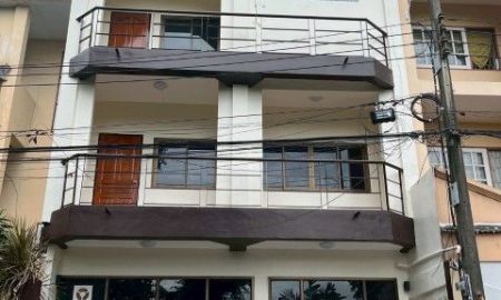 ให้เช่าทาวน์เฮาส์ - ให้เช่าทาวน์เฮ้าส์ 3 ชั้น ถนนสุขุมวิท 48 ใกล้ BTS พระโขนงห้างเกตเวย์เอกมัย และทางด่วน ราคาเช่า 24,000 บาท/เดือน ถนนพระรามที่4