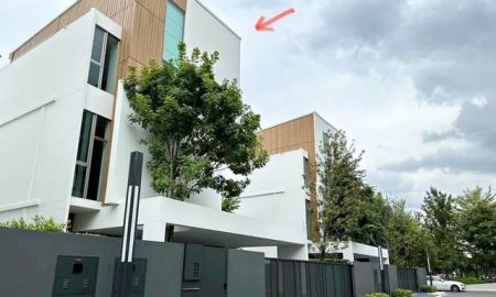 ให้เช่าบ้าน - สนามกอล์ฟยูนิโก้ 700 ม. วิวสนามกอล์ฟ 3-4นอน ถ.กรุงเทพกรีฑา พระราม9 ARLบ้านทับช้าง 2.5 กม. บ้านสไตล์ญี่ปุ่นสุดหรู 3 ชั้น จัดเต็มเฟอร์ฯ