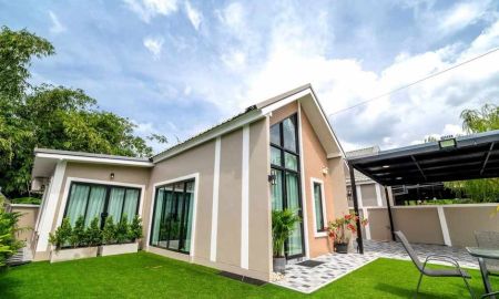 ขายบ้าน - ขายบ้านเดี่ยวพร้อมอยู่ เฟอร์ครบ 3 ห้องนอน ซอยสยามคันทรี่คลับ ใกล้ตลาดวนาสิน