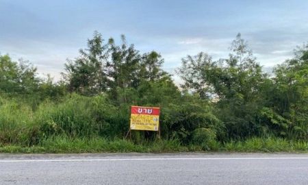 ขายที่ดิน - ขายที่ดินสวย ทำเลดี ห้วยทรายเหนือ ชะอำ ติดถนนทางหลวงชนบท เนื้อที่ 6-0-11 ไร่