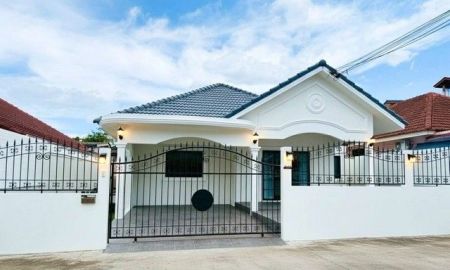 ขายบ้าน - บ้านเดี่ยว vาย ซอยเนินพลับหวาน โครงการหมู่บ้านโชคชัยวิลเลจ 3