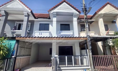 ขายทาวน์เฮาส์ - ลภาวัน 12 บางบัวทอง ต่อเติมครบพร้อมอยู่ ใกล้โลตัส นอร์ธ ราชพฤกษ์