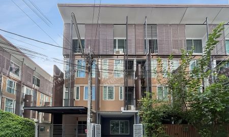 ขายทาวน์เฮาส์ - ทาวน์โฮม 3 ชั้นครึ่ง เวอติโก้ แจ้งวัฒนะ ต่อเติมครบพร้อมอยู่ ใกล้เมืองทองธานี