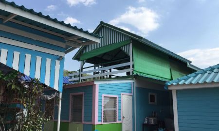 ขายบ้าน - ขายบ้านทรงรีสอร์ท ใกล้เขา ติดลำธาร จังหวัดปราจีนบุรี