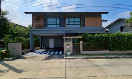 บ้าน - บ้านเดี่ยว อณาสิริ รังสิต หลังริมติดสระว่ายน้ำ 4 นอน 4 น้ำ แต่งครบ พร้อมอยู่ ทำเลทอง