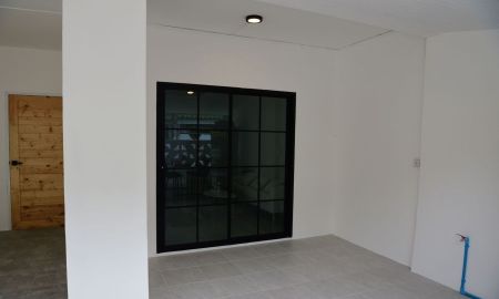 ขายทาวน์เฮาส์ - เครดิตดีมีเงินทอน!! ทาวน์โฮม 2 ชั้น รีโนเวทใหม่ทั้งหลัง ม.บ้านพฤกษา 12 รังสิต-คลอง 3 ใกล้บิ๊กซี ฟิวเจอร์ ทางด่วนฯ