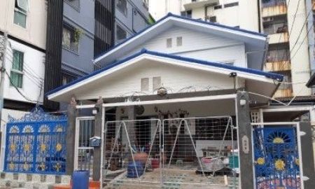 ให้เช่าทาวน์เฮาส์ - ให้เช่าบ้านแฝด2ชั้น40ตร.ว180ตร.ม4นอน3น้ำ1ทำงาน1ห้องโถงจอดรถ1คันเช่า35000บาทใกล้MRTรัชดาภิเษกถ.รัชดา7