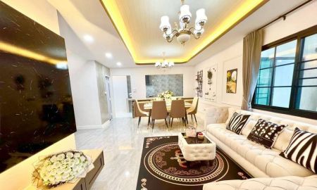 ขายทาวน์เฮาส์ - ขายทาวน์เฮ้าส์ 2 ชั้น หมู่บ้านพฤกษา 12 (รังสิต-คลอง3) ใกล้ฟิวเจอร์ปาร์ครังสิต เนื้อที่ 26.9 ตารางวา 3 ห้องนอน ตำบลคลองสาม อำเภอคลองหลวง ปทุมธานี