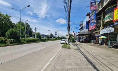 ให้เช่าอาคารพาณิชย์ / สำนักงาน - ให้เช่าตึกแถวติดถนนสายหลักหางดง ใกล้ห้างแม็คโครสภาพดีมาก