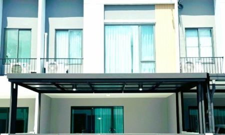 ให้เช่าทาวน์เฮาส์ - แต่งครบจัดเต็มเฟอร์ฯ 3 นอน ทำเลดีติดเมกาบางนา รร.นานาชาติคอนคอร์เดียน 900 ม.ให้เช่าพรีเมียมทาวน์โฮม 2 ชั้น 18 ตร.วา. 150 ตร.ม. 2 น้ำ