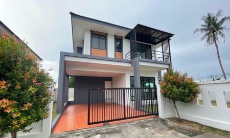 ขายบ้าน - ขายบ้านเดี่ยว2ชั้น บ้านไม่เคยอาศัย หลังมุม หมู่บ้านเบญจวรรณ แกรนด์ หนองปลาไหล บางละมุง ชลบุรี.